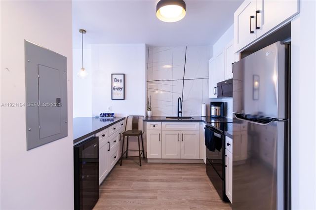 20 E Island Ave 1415, Miami Beach, FL 33139