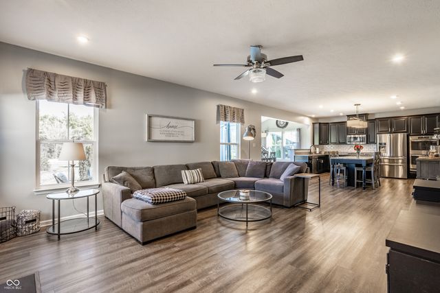 4418 Eagleridge Lane, Zionsville, IN 46077