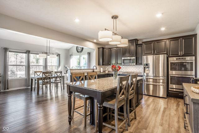 4418 Eagleridge Lane, Zionsville, IN 46077