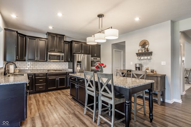 4418 Eagleridge Lane, Zionsville, IN 46077