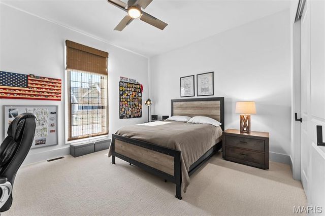 16929 Lake Meadow, Chesterfield, MO 63005