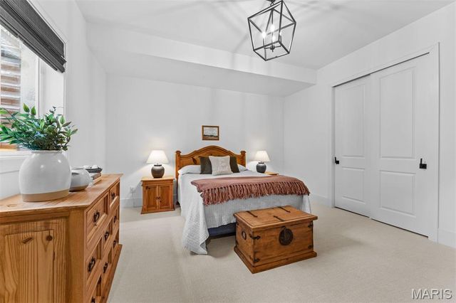 16929 Lake Meadow, Chesterfield, MO 63005