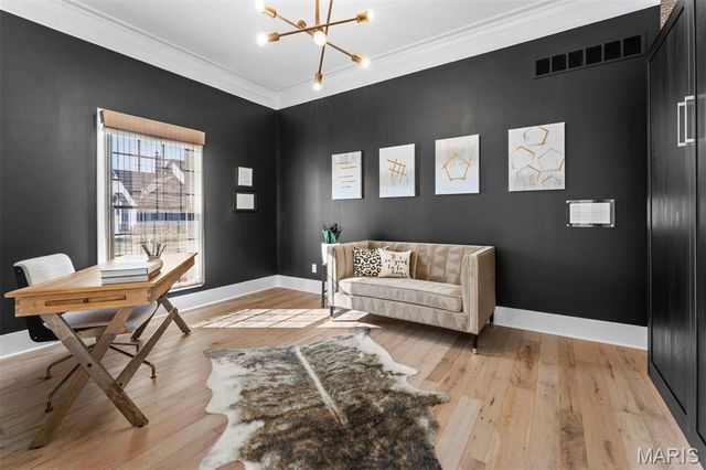 16929 Lake Meadow, Chesterfield, MO 63005