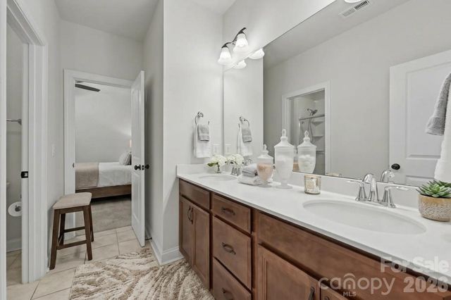 17306 Saranita Lane, Charlotte, NC 28278