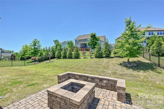 17306 Saranita Lane, Charlotte, NC 28278