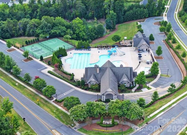 17306 Saranita Lane, Charlotte, NC 28278
