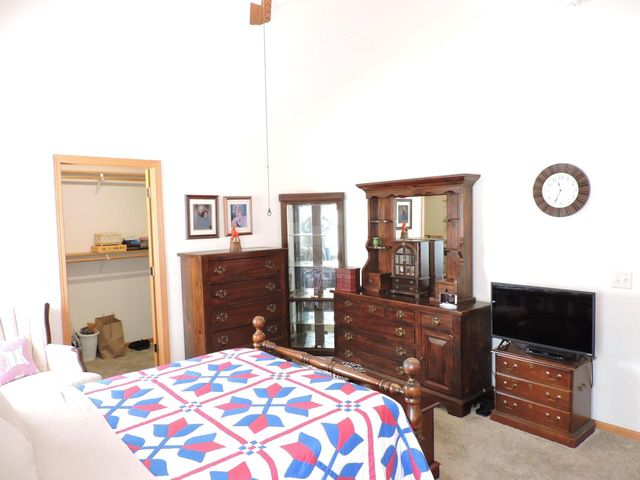 1112 Landau LANE, Baraboo, WI 53913