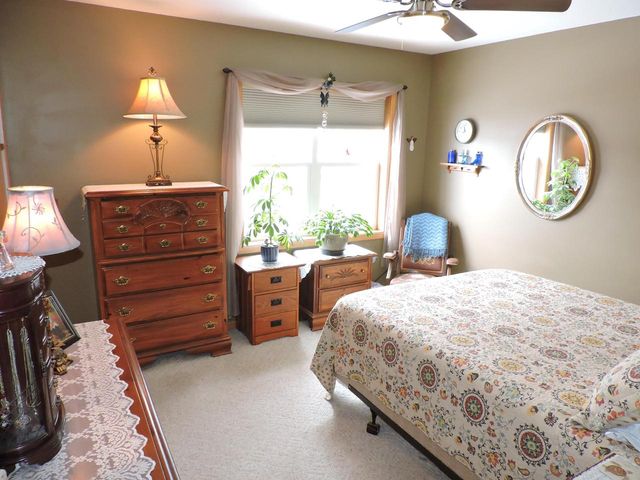 1112 Landau LANE, Baraboo, WI 53913