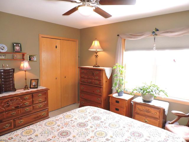 1112 Landau LANE, Baraboo, WI 53913