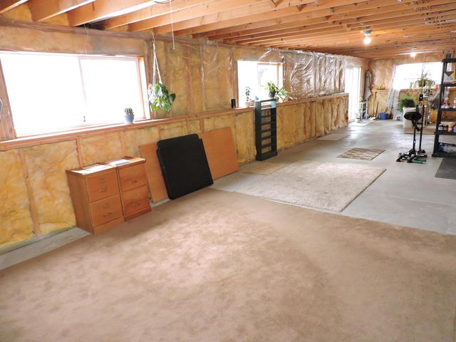 1112 Landau LANE, Baraboo, WI 53913