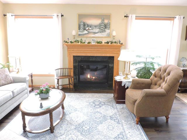 1112 Landau LANE, Baraboo, WI 53913