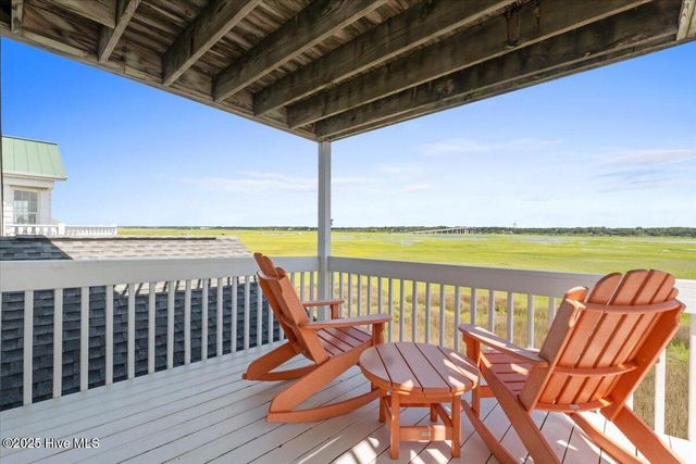 505 N Shore Drive E, Sunset Beach, NC 28468