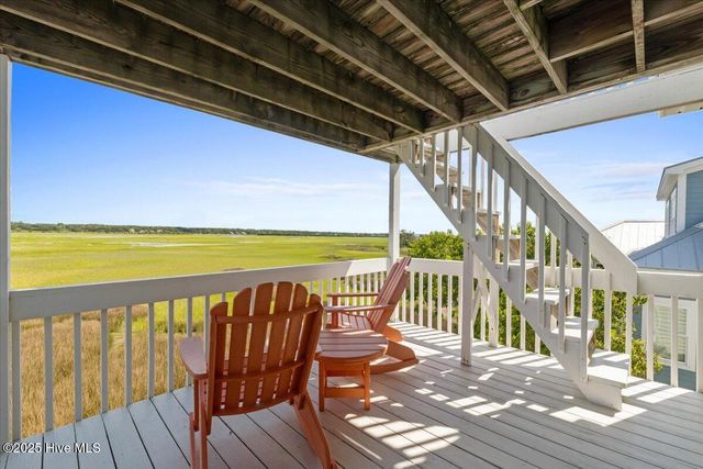 505 N Shore Drive E, Sunset Beach, NC 28468