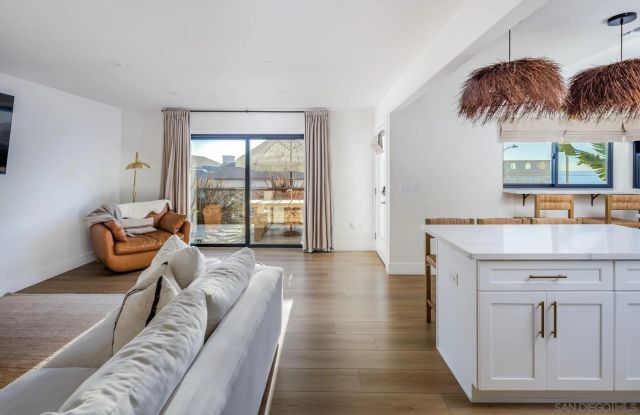 1842-46 S. Pacific Street, Oceanside, CA 92054