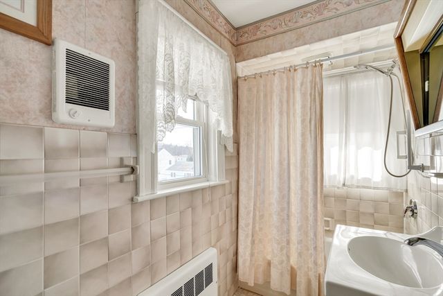 10 Bartlett Avenue, Lexington, MA 02420