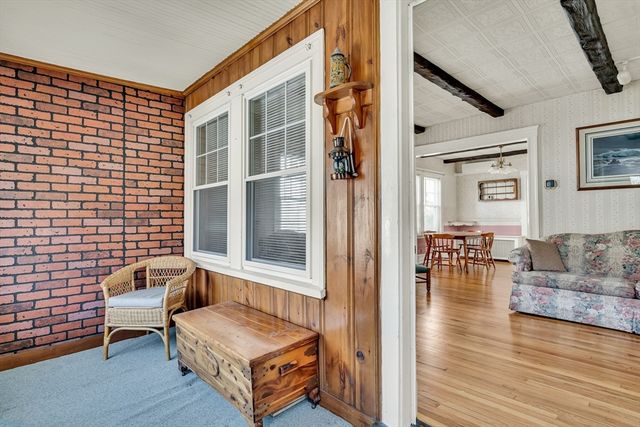 10 Bartlett Avenue, Lexington, MA 02420