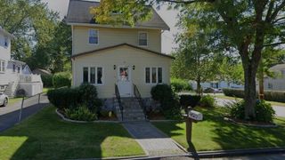 10 Bartlett Avenue, Lexington, MA 02420