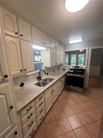 4012 N 25th Street, Waco, TX 76708