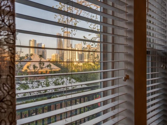1900 Barton Springs RD 5037, Austin, TX 78704