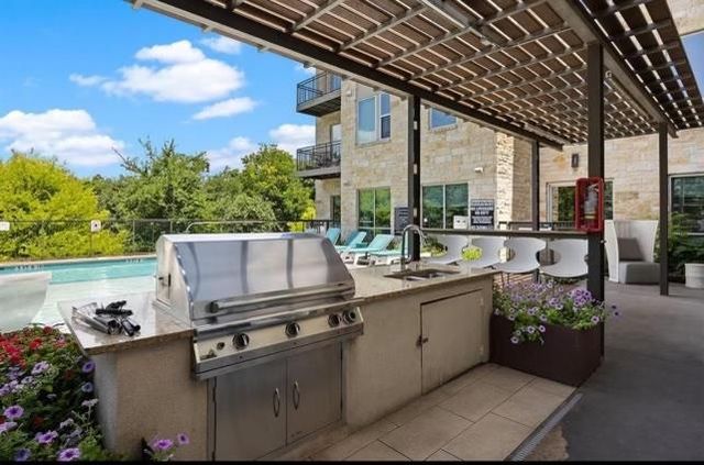 1900 Barton Springs RD 5037, Austin, TX 78704