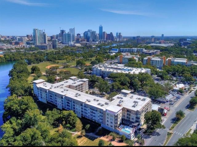 1900 Barton Springs RD 5037, Austin, TX 78704