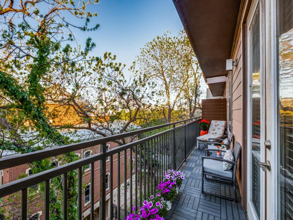1900 Barton Springs RD 5037, Austin, TX 78704