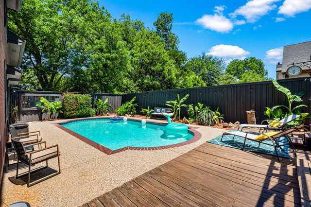 5222 Bradford Drive, Dallas, TX 75235