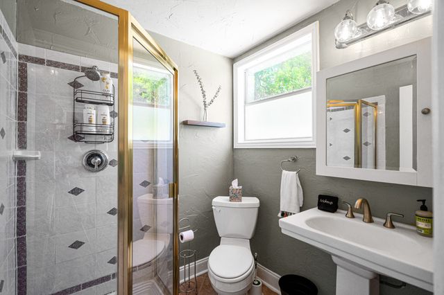 5222 Bradford Drive, Dallas, TX 75235