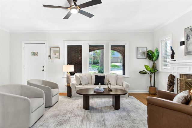 5222 Bradford Drive, Dallas, TX 75235