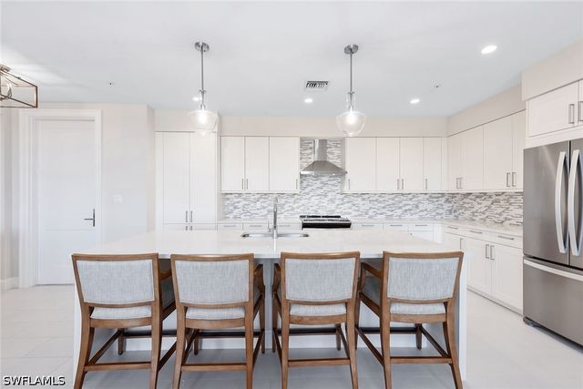 1111 Central AVE 506, Naples, FL 34102