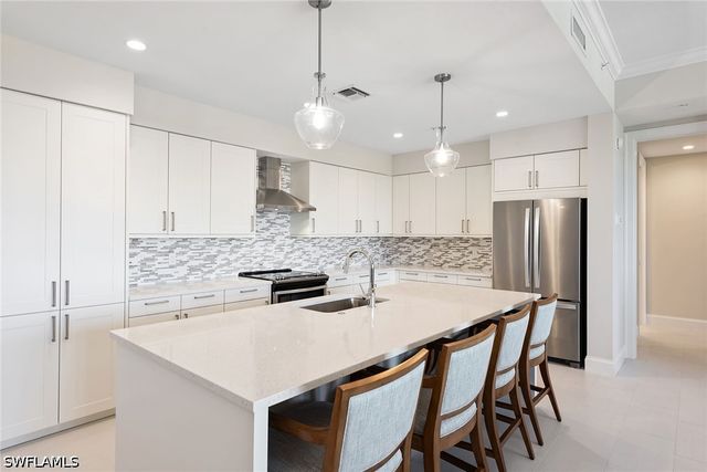 1111 Central AVE 506, Naples, FL 34102