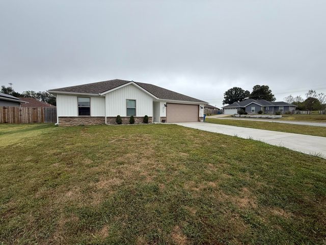 513 Mark Street, Billings, MO 65610