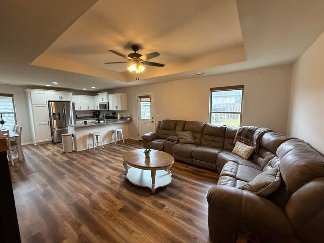 513 Mark Street, Billings, MO 65610