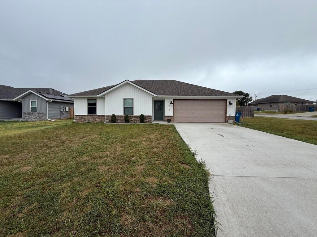 513 Mark Street, Billings, MO 65610
