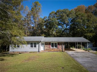 105 Scott Drive, Seneca, SC 29678