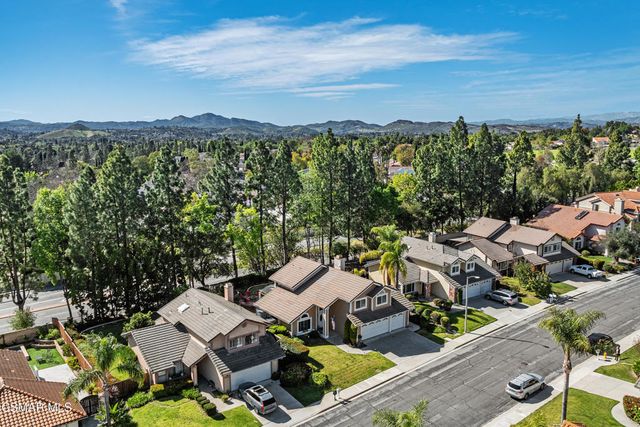 2649 Rikkard Drive, Thousand Oaks, CA 91362