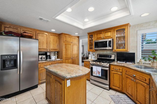 2649 Rikkard Drive, Thousand Oaks, CA 91362