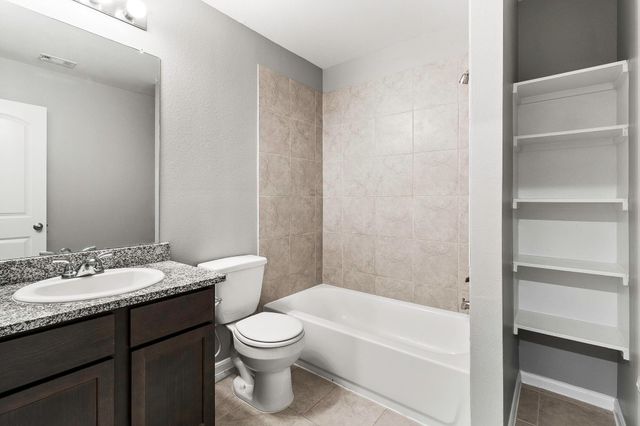 443 Mesquite, Livingston, TX 77351