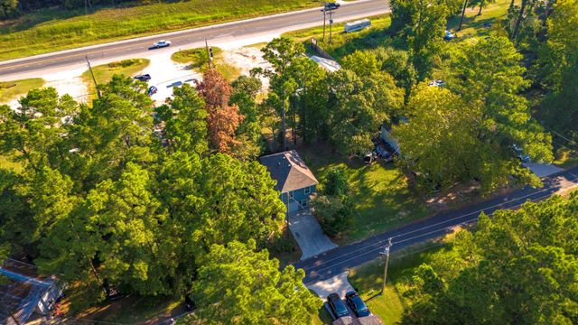 443 Mesquite, Livingston, TX 77351