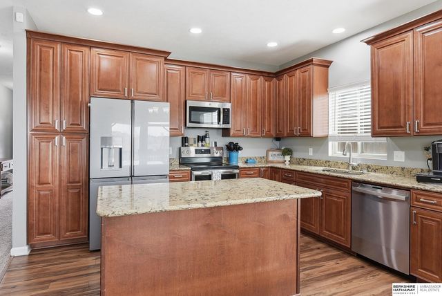 6118 S 189th Street, Omaha, NE 68135