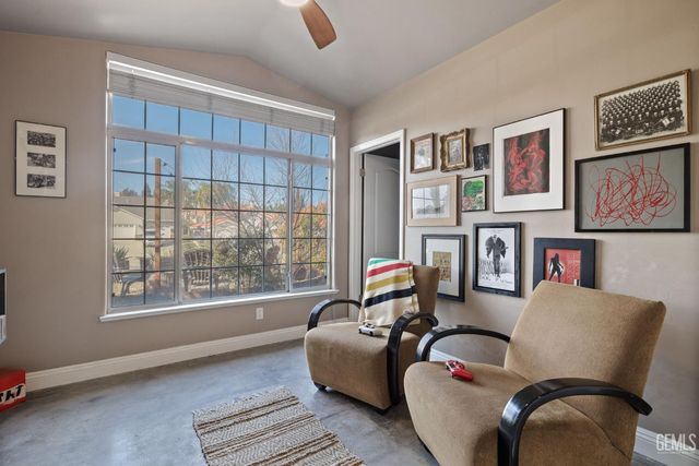 5109 Ursa Court, Bakersfield, CA 93306