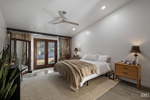 5109 Ursa Court, Bakersfield, CA 93306