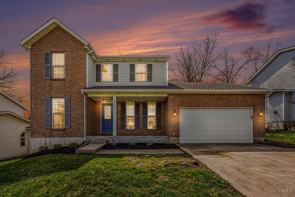 236 Triple Crown Drive, Lebanon, OH 45036