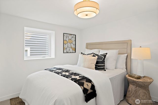 414 W Smith Street, Seattle, WA 98119