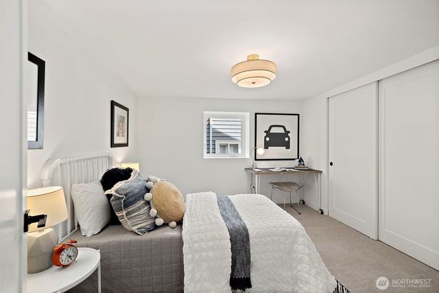 414 W Smith Street, Seattle, WA 98119