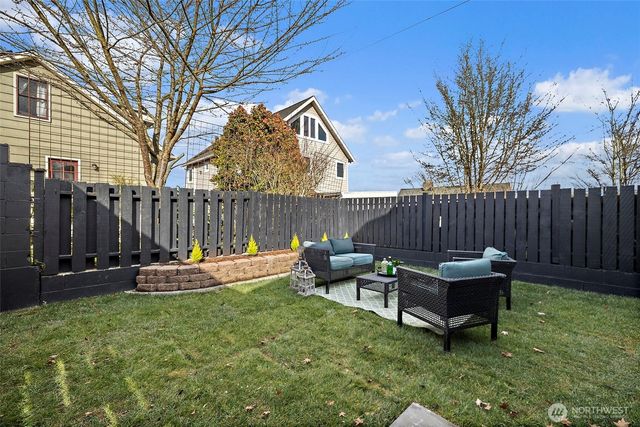 414 W Smith Street, Seattle, WA 98119