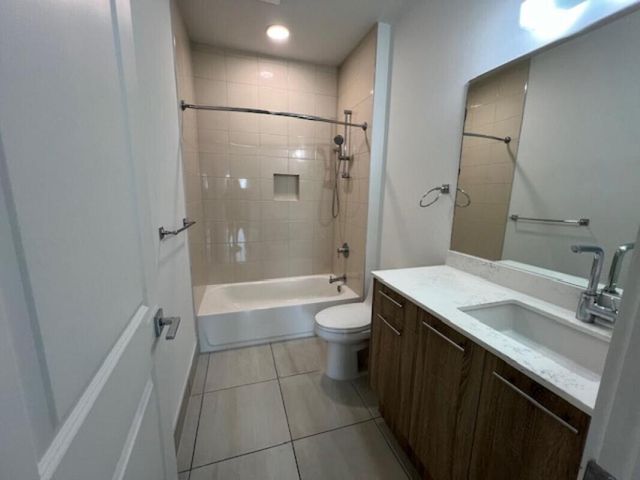 3884 Melaleuca Lane 308, Lake Worth, FL 33461