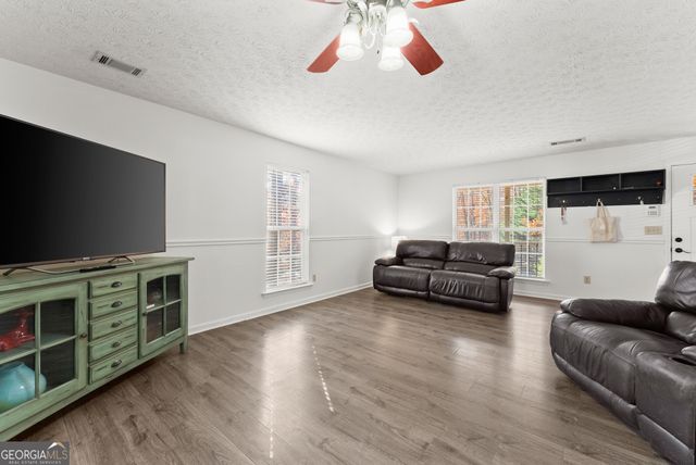 5109 Peach Mountain Circle, Gainesville, GA 30507