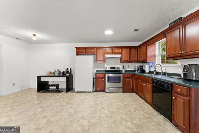 5109 Peach Mountain Circle, Gainesville, GA 30507