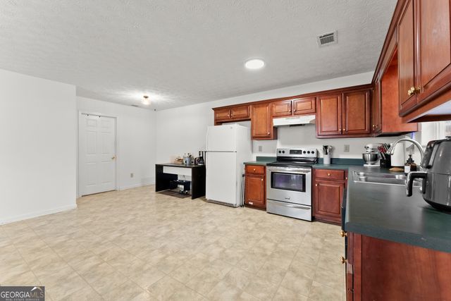 5109 Peach Mountain Circle, Gainesville, GA 30507